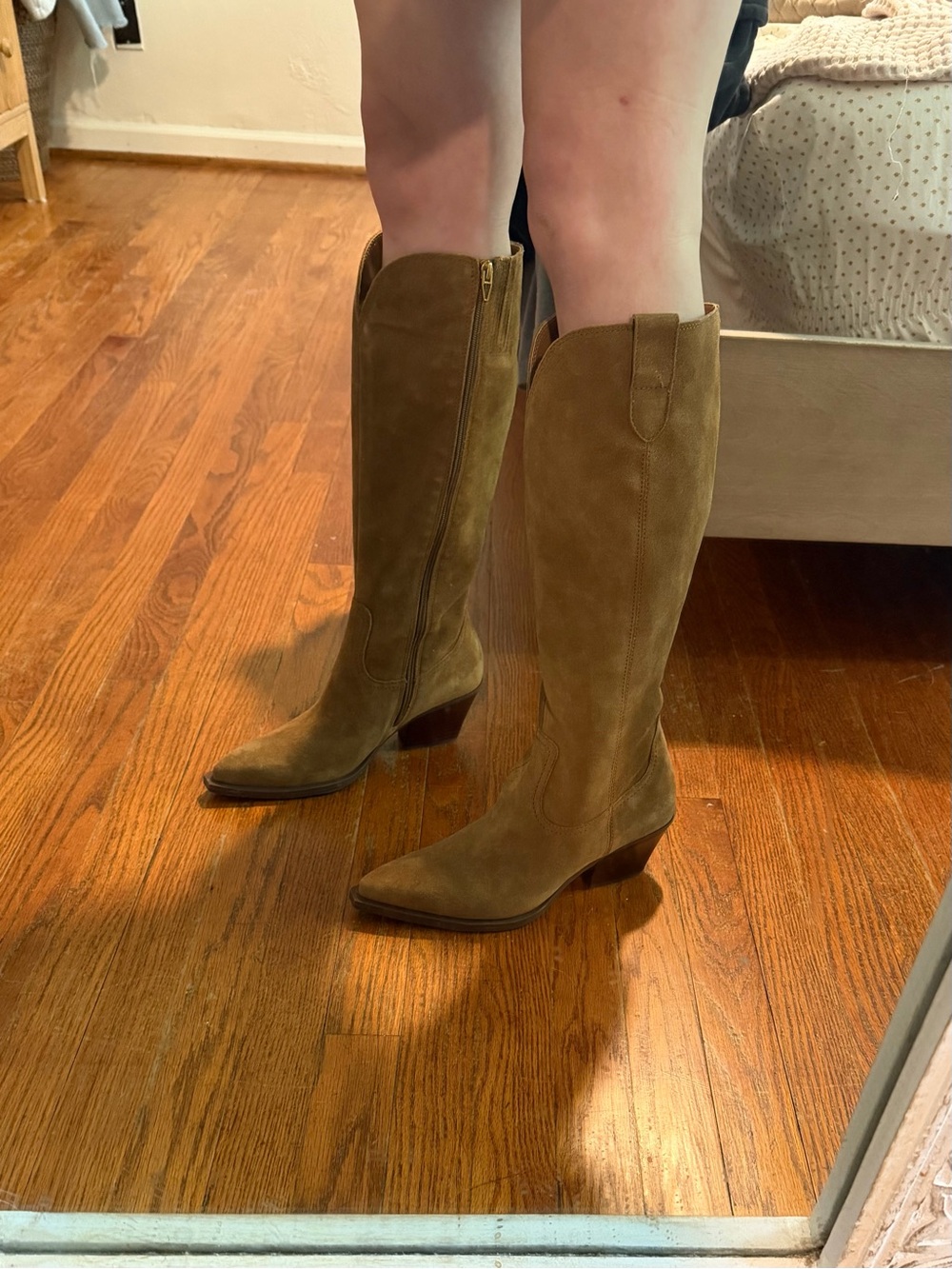 Dolce Vita Ratana Suede Boots - Picture 8 of 8